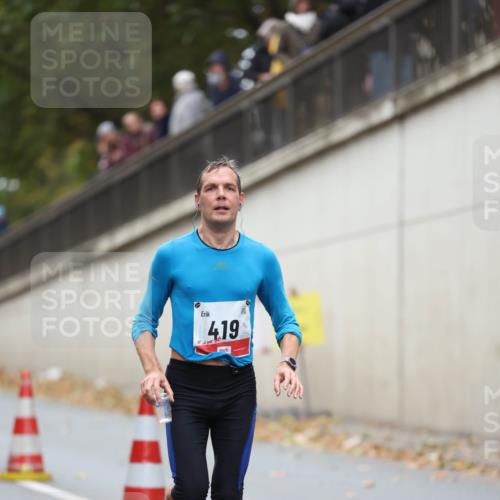 05.10.2025 - 20. swb-Marathon Bremen Michael Strokosch http://msf.ph/oto/9212373 05.10.2025 12:17:58 Laufen 4, 19 meine-sportfotos.de
