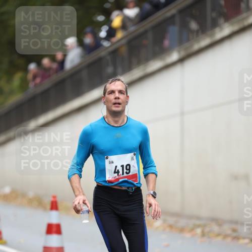 05.10.2025 - 20. swb-Marathon Bremen Michael Strokosch http://msf.ph/oto/9212374 05.10.2025 12:17:58 Laufen 4, 19 meine-sportfotos.de
