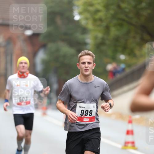 05.10.2025 - 20. swb-Marathon Bremen Michael Strokosch http://msf.ph/oto/9212419 05.10.2025 12:18:55 Laufen 603, 999 meine-sportfotos.de