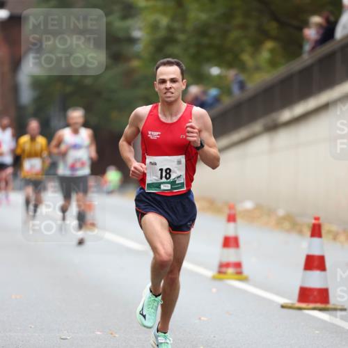 05.10.2025 - 20. swb-Marathon Bremen Michael Strokosch http://msf.ph/oto/9212530 05.10.2025 12:20:29 Laufen 18 meine-sportfotos.de