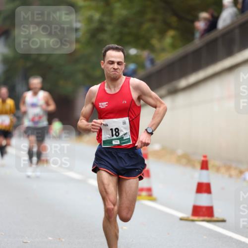 05.10.2025 - 20. swb-Marathon Bremen Michael Strokosch http://msf.ph/oto/9212531 05.10.2025 12:20:29 Laufen 18 meine-sportfotos.de