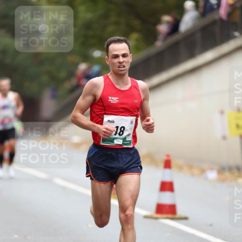05.10.2025 - 20. swb-Marathon Bremen Michael Strokosch http://msf.ph/oto/9212532 05.10.2025 12:20:30 Laufen 18 meine-sportfotos.de