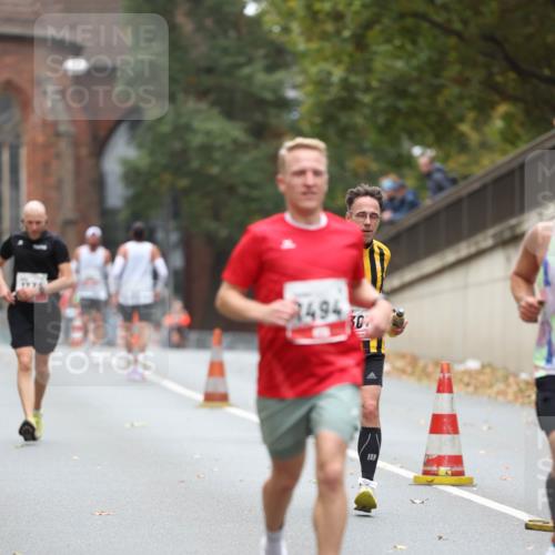 05.10.2025 - 20. swb-Marathon Bremen Michael Strokosch http://msf.ph/oto/9212540 05.10.2025 12:20:35 Laufen 7494, 30 meine-sportfotos.de