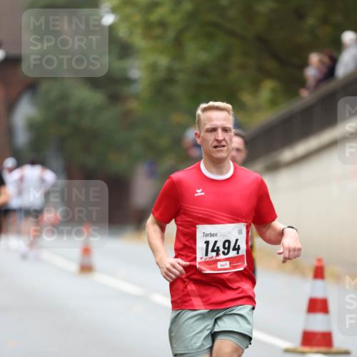 05.10.2025 - 20. swb-Marathon Bremen Michael Strokosch http://msf.ph/oto/9212542 05.10.2025 12:20:36 Laufen 1494 meine-sportfotos.de