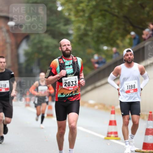 05.10.2025 - 20. swb-Marathon Bremen Michael Strokosch http://msf.ph/oto/9212576 05.10.2025 12:21:00 Laufen 218, 2033, 1198 meine-sportfotos.de