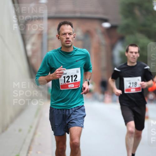 05.10.2025 - 20. swb-Marathon Bremen Michael Strokosch http://msf.ph/oto/9212580 05.10.2025 12:21:02 Laufen 1212, 218 meine-sportfotos.de