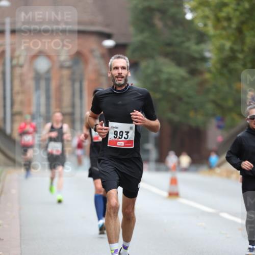 05.10.2025 - 20. swb-Marathon Bremen Michael Strokosch http://msf.ph/oto/9212617 05.10.2025 12:21:33 Laufen 993 meine-sportfotos.de