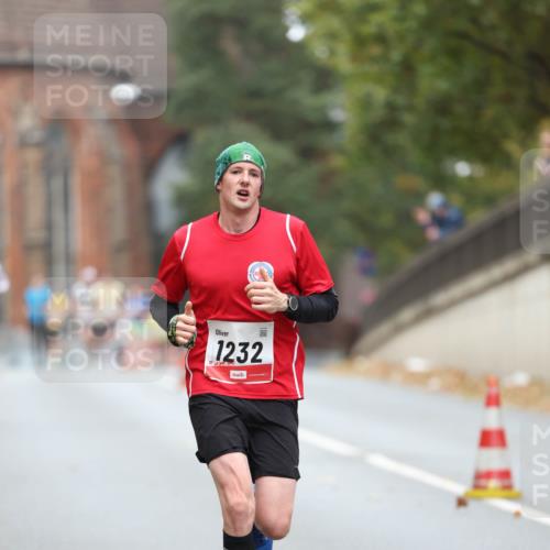 05.10.2025 - 20. swb-Marathon Bremen Michael Strokosch http://msf.ph/oto/9212642 05.10.2025 12:21:47 Laufen 0, 1232 meine-sportfotos.de