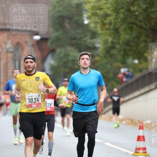 05.10.2025 - 20. swb-Marathon Bremen Michael Strokosch http://msf.ph/oto/9212669 05.10.2025 12:22:09 Laufen 1034, 328 meine-sportfotos.de