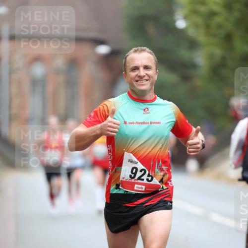 05.10.2025 - 20. swb-Marathon Bremen Michael Strokosch http://msf.ph/oto/9212691 05.10.2025 12:22:19 Laufen 20, 925 meine-sportfotos.de