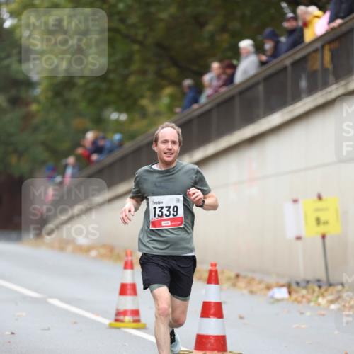 05.10.2025 - 20. swb-Marathon Bremen Michael Strokosch http://msf.ph/oto/9212705 05.10.2025 12:22:47 Laufen 1339 meine-sportfotos.de