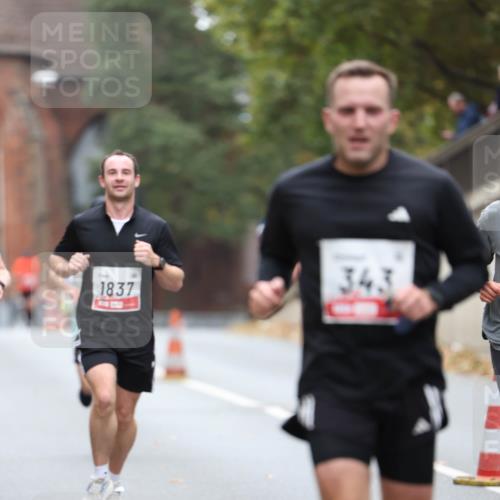 05.10.2025 - 20. swb-Marathon Bremen Michael Strokosch http://msf.ph/oto/9212745 05.10.2025 12:23:34 Laufen 1837, 343 meine-sportfotos.de