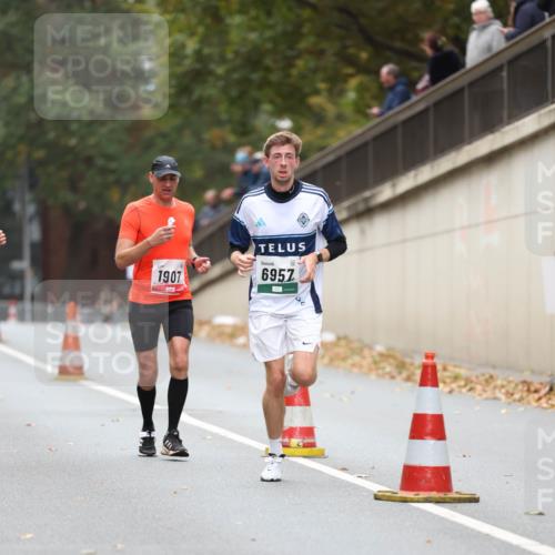05.10.2025 - 20. swb-Marathon Bremen Michael Strokosch http://msf.ph/oto/9212761 05.10.2025 12:23:52 Laufen 1907, 6957 meine-sportfotos.de