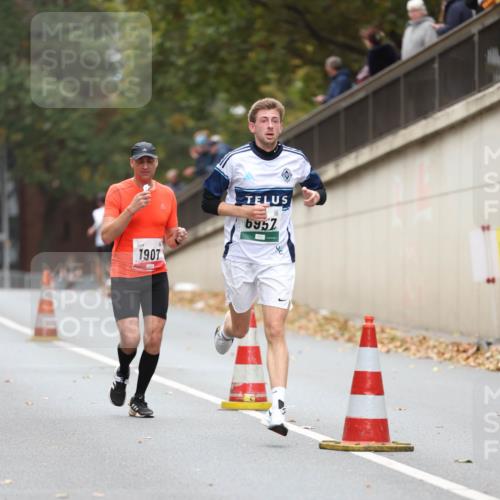 05.10.2025 - 20. swb-Marathon Bremen Michael Strokosch http://msf.ph/oto/9212762 05.10.2025 12:23:52 Laufen 1907, 6957 meine-sportfotos.de