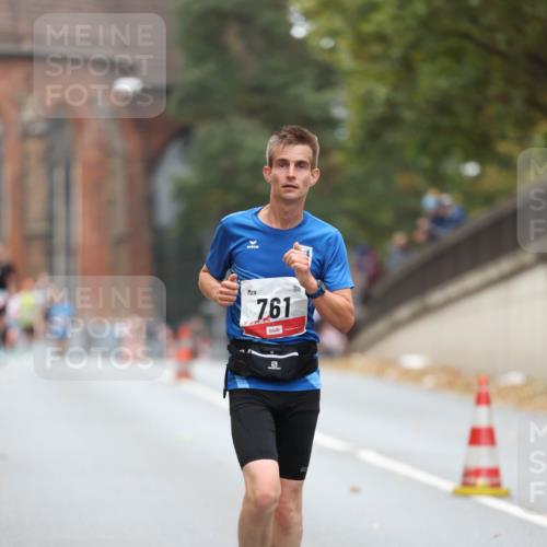 05.10.2025 - 20. swb-Marathon Bremen Michael Strokosch http://msf.ph/oto/9212780 05.10.2025 12:23:55 Laufen 761 meine-sportfotos.de