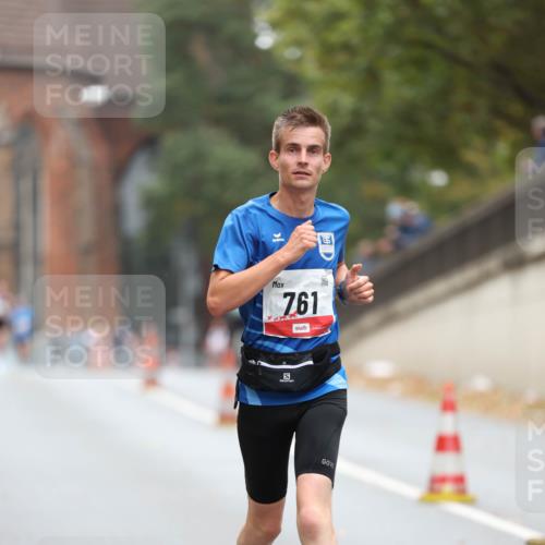05.10.2025 - 20. swb-Marathon Bremen Michael Strokosch http://msf.ph/oto/9212784 05.10.2025 12:23:56 Laufen 761, 76 meine-sportfotos.de