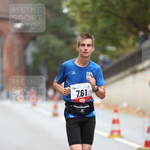 05.10.2025 - 20. swb-Marathon Bremen Michael Strokosch http://msf.ph/oto/9212786 05.10.2025 12:23:56 Laufen 761 meine-sportfotos.de