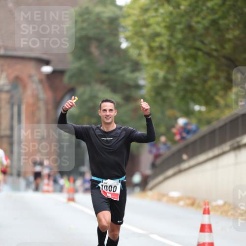 05.10.2025 - 20. swb-Marathon Bremen Michael Strokosch http://msf.ph/oto/9212811 05.10.2025 12:24:07 Laufen 1000 meine-sportfotos.de