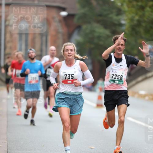 05.10.2025 - 20. swb-Marathon Bremen Michael Strokosch http://msf.ph/oto/9212852 05.10.2025 12:24:18 Laufen 735, 7259 meine-sportfotos.de