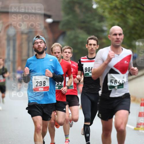 05.10.2025 - 20. swb-Marathon Bremen Michael Strokosch http://msf.ph/oto/9212869 05.10.2025 12:24:22 Laufen 298, 90, 5849 meine-sportfotos.de