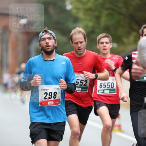 05.10.2025 - 20. swb-Marathon Bremen Michael Strokosch http://msf.ph/oto/9212878 05.10.2025 12:24:23 Laufen 298, 552, 8550 meine-sportfotos.de
