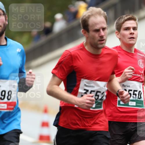 05.10.2025 - 20. swb-Marathon Bremen Michael Strokosch http://msf.ph/oto/9212885 05.10.2025 12:24:24 Laufen 98, 7552, 550 meine-sportfotos.de