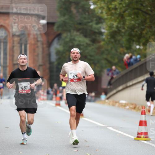 05.10.2025 - 20. swb-Marathon Bremen Michael Strokosch http://msf.ph/oto/9213116 05.10.2025 12:25:31 Laufen 57, 481 meine-sportfotos.de