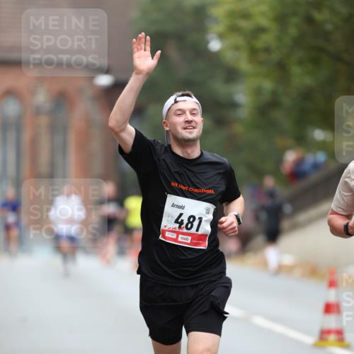 05.10.2025 - 20. swb-Marathon Bremen Michael Strokosch http://msf.ph/oto/9213133 05.10.2025 12:25:34 Laufen 481, 01367 meine-sportfotos.de