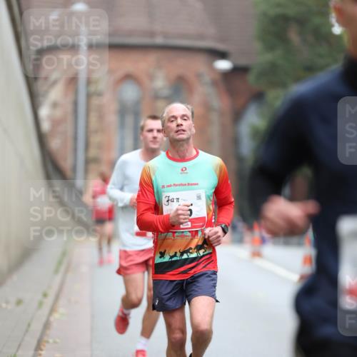 05.10.2025 - 20. swb-Marathon Bremen Michael Strokosch http://msf.ph/oto/9213337 05.10.2025 12:26:36 Laufen 20 meine-sportfotos.de