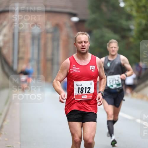05.10.2025 - 20. swb-Marathon Bremen Michael Strokosch http://msf.ph/oto/9213368 05.10.2025 12:26:48 Laufen 1812, 5675 meine-sportfotos.de