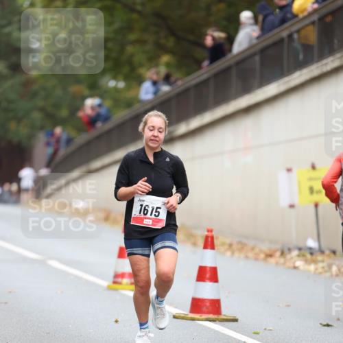 05.10.2025 - 20. swb-Marathon Bremen Michael Strokosch http://msf.ph/oto/9213400 05.10.2025 12:27:01 Laufen 1615 meine-sportfotos.de