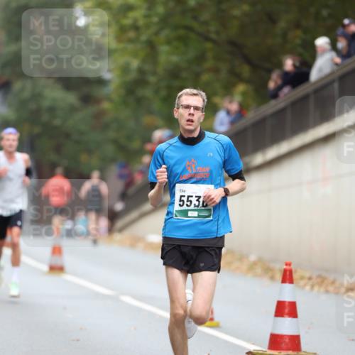 05.10.2025 - 20. swb-Marathon Bremen Michael Strokosch http://msf.ph/oto/9213451 05.10.2025 12:27:14 Laufen 553 meine-sportfotos.de