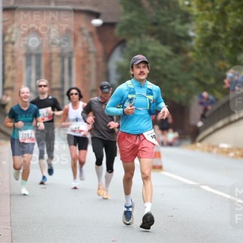 05.10.2025 - 20. swb-Marathon Bremen Michael Strokosch http://msf.ph/oto/9213474 05.10.2025 12:27:19 Laufen 1392, 19 meine-sportfotos.de