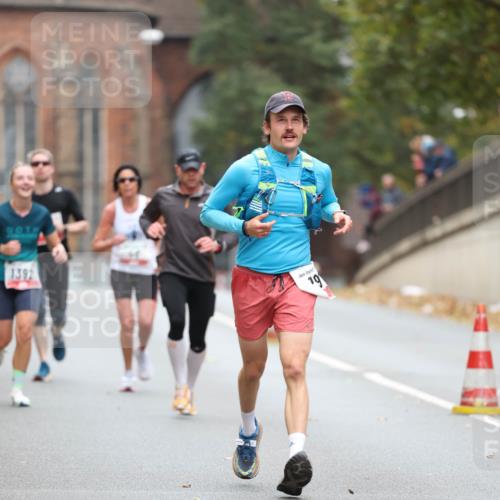 05.10.2025 - 20. swb-Marathon Bremen Michael Strokosch http://msf.ph/oto/9213476 05.10.2025 12:27:19 Laufen 1392, 19 meine-sportfotos.de
