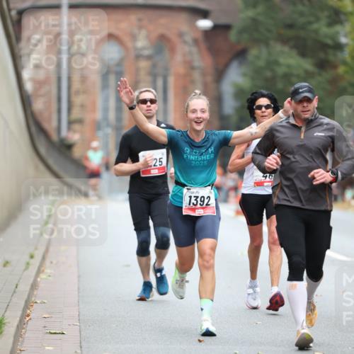 05.10.2025 - 20. swb-Marathon Bremen Michael Strokosch http://msf.ph/oto/9213482 05.10.2025 12:27:21 Laufen 25, 2025, 1392, 40 meine-sportfotos.de