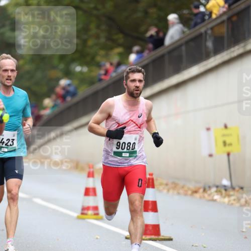 05.10.2025 - 20. swb-Marathon Bremen Michael Strokosch http://msf.ph/oto/9213532 05.10.2025 12:27:42 Laufen 423, 9080 meine-sportfotos.de