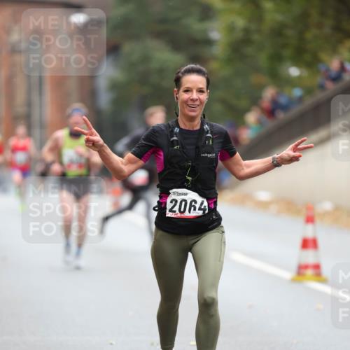 05.10.2025 - 20. swb-Marathon Bremen Michael Strokosch http://msf.ph/oto/9213569 05.10.2025 12:27:53 Laufen 7, 2064, 01354 meine-sportfotos.de