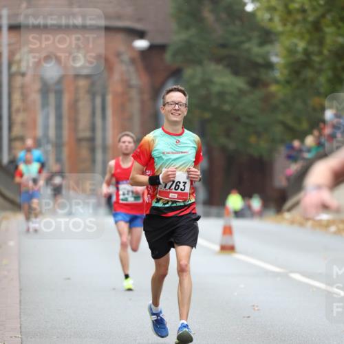 05.10.2025 - 20. swb-Marathon Bremen Michael Strokosch http://msf.ph/oto/9213593 05.10.2025 12:27:58 Laufen 20, 263 meine-sportfotos.de