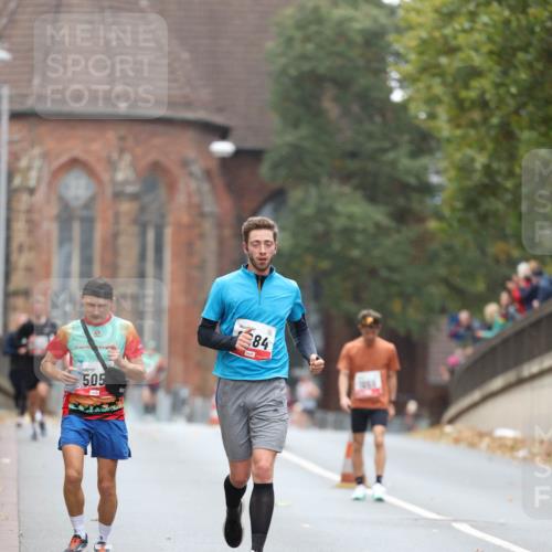 05.10.2025 - 20. swb-Marathon Bremen Michael Strokosch http://msf.ph/oto/9213614 05.10.2025 12:28:11 Laufen 20, 505, 184 meine-sportfotos.de