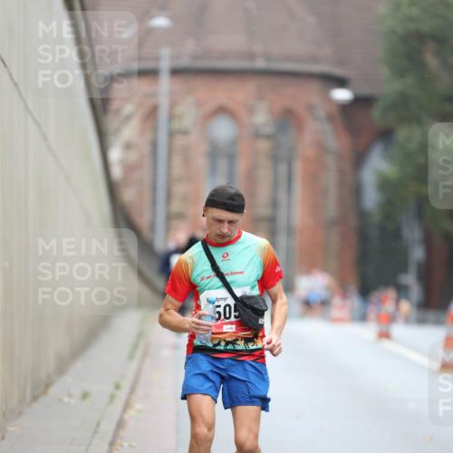 05.10.2025 - 20. swb-Marathon Bremen Michael Strokosch http://msf.ph/oto/9213627 05.10.2025 12:28:15 Laufen 20, 505, 7 meine-sportfotos.de