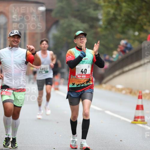 05.10.2025 - 20. swb-Marathon Bremen Michael Strokosch http://msf.ph/oto/9213680 05.10.2025 12:28:35 Laufen 40 meine-sportfotos.de