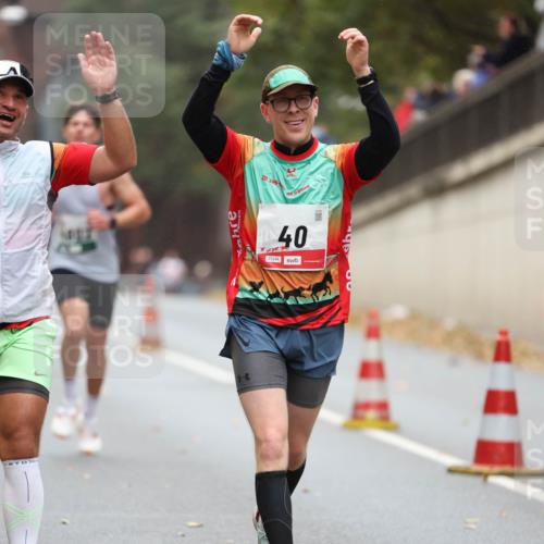 05.10.2025 - 20. swb-Marathon Bremen Michael Strokosch http://msf.ph/oto/9213685 05.10.2025 12:28:36 Laufen 20, 01284, 40 meine-sportfotos.de