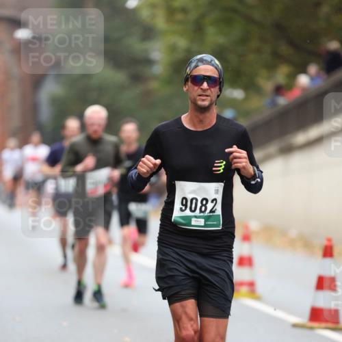 05.10.2025 - 20. swb-Marathon Bremen Michael Strokosch http://msf.ph/oto/9213739 05.10.2025 12:29:00 Laufen 9082 meine-sportfotos.de