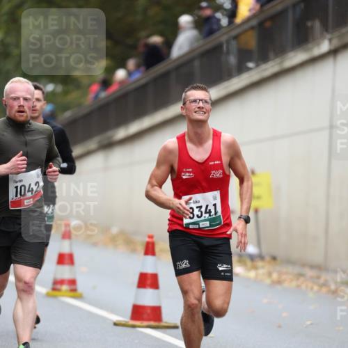 05.10.2025 - 20. swb-Marathon Bremen Michael Strokosch http://msf.ph/oto/9213742 05.10.2025 12:29:02 Laufen 1042, 29, 1, 3341 meine-sportfotos.de
