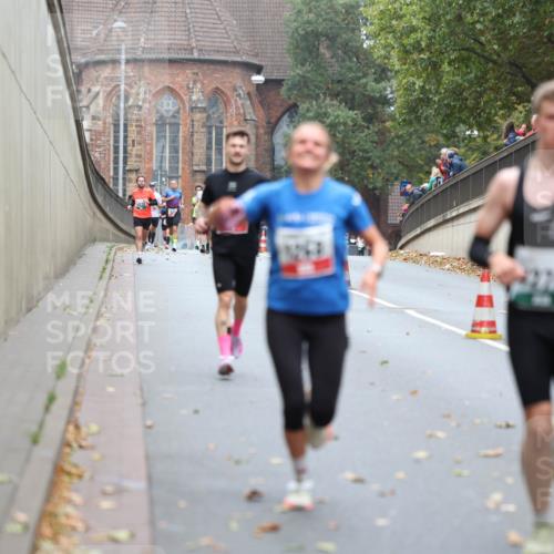 05.10.2025 - 20. swb-Marathon Bremen Michael Strokosch http://msf.ph/oto/9213766 05.10.2025 12:29:17 Laufen  meine-sportfotos.de