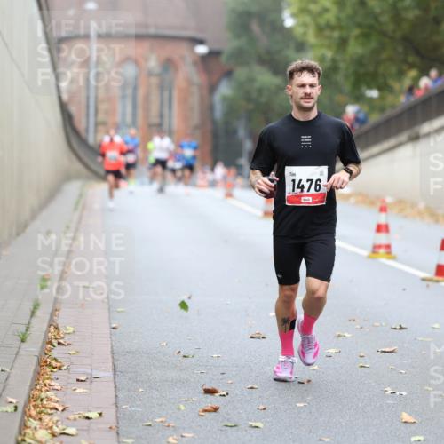 05.10.2025 - 20. swb-Marathon Bremen Michael Strokosch http://msf.ph/oto/9213769 05.10.2025 12:29:19 Laufen 1476 meine-sportfotos.de