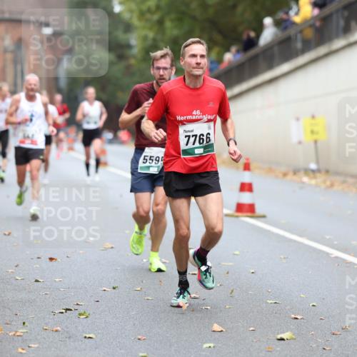 05.10.2025 - 20. swb-Marathon Bremen Michael Strokosch http://msf.ph/oto/9213816 05.10.2025 12:29:52 Laufen 5595, 46, 7766 meine-sportfotos.de