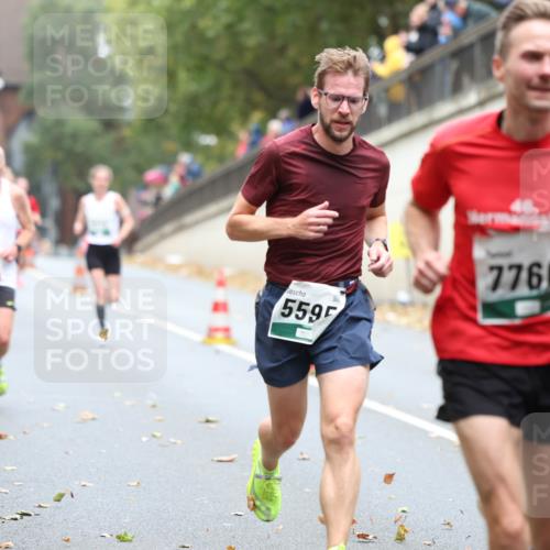 05.10.2025 - 20. swb-Marathon Bremen Michael Strokosch http://msf.ph/oto/9213818 05.10.2025 12:29:53 Laufen 548, 5595, 7766 meine-sportfotos.de