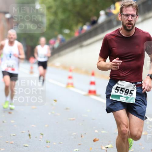 05.10.2025 - 20. swb-Marathon Bremen Michael Strokosch http://msf.ph/oto/9213820 05.10.2025 12:29:53 Laufen 5595 meine-sportfotos.de