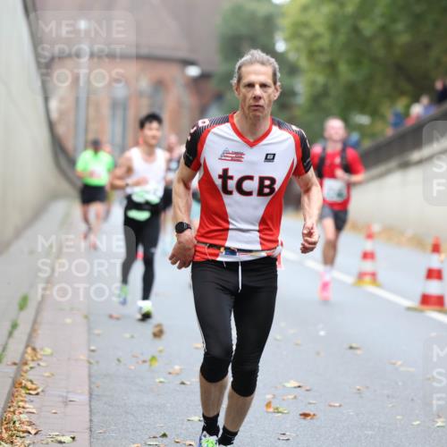 05.10.2025 - 20. swb-Marathon Bremen Michael Strokosch http://msf.ph/oto/9213834 05.10.2025 12:29:59 Laufen  meine-sportfotos.de